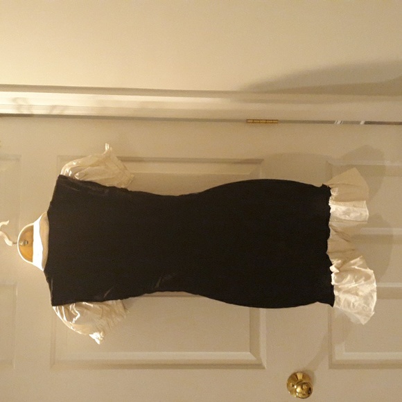 Bebe RARE sweater shirt dress - Picture 3 of 4